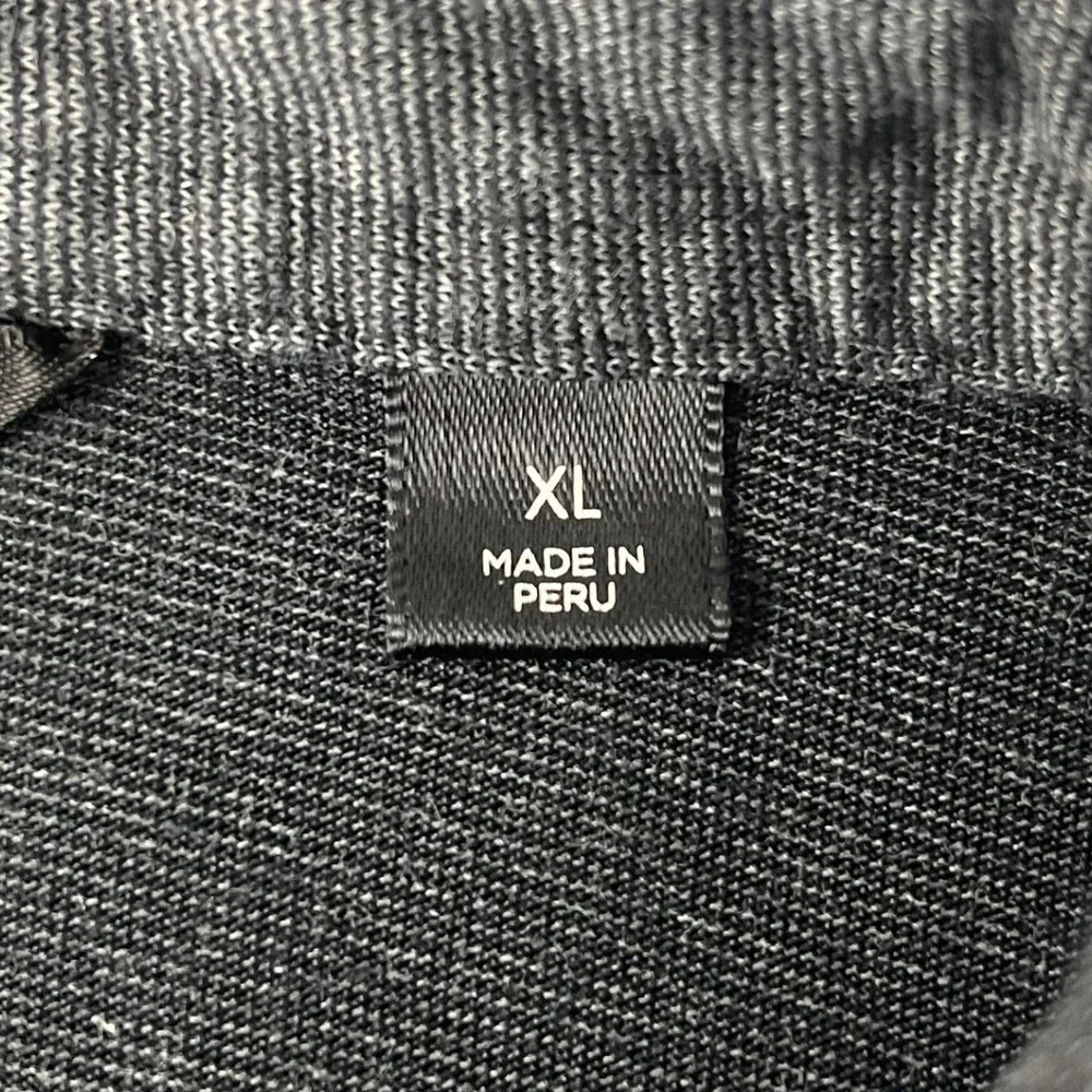 TravisMathew Mens XL Charcoal Gray Polo Shirt Heathered Short Sleeve Logo